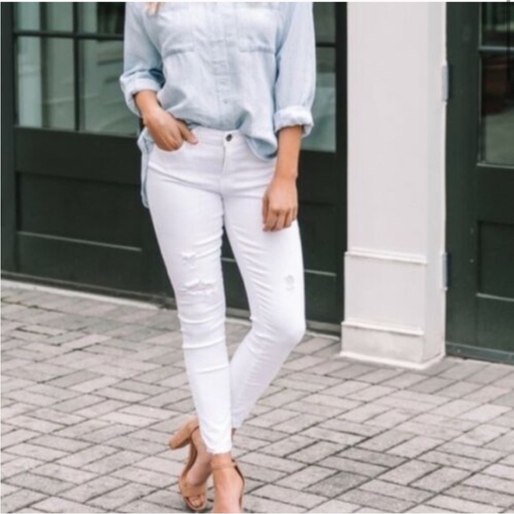 Pistola Jennifer Skinny Distressed Jeans in White Oak Sz 28 P6822FTN-WAKL